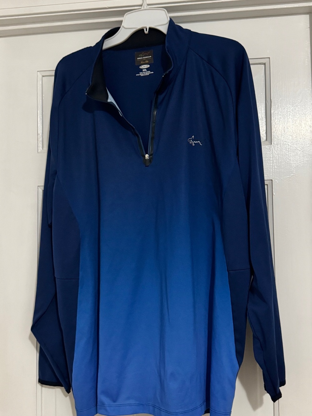 Greg Norman for Taso Ella Men's Blue Ombre Quarter-Zip Lightweight Pullover